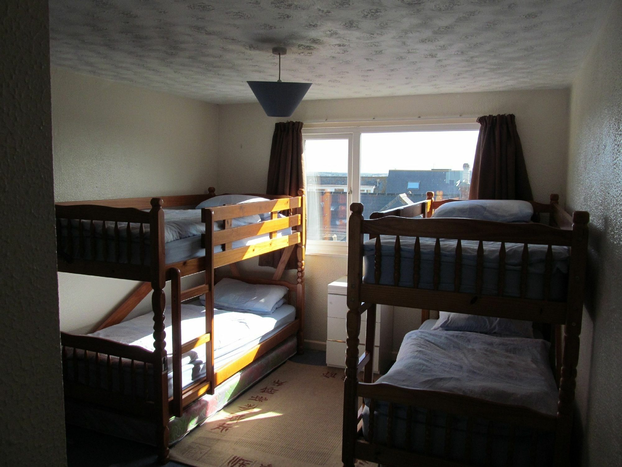 Breakers New Quay